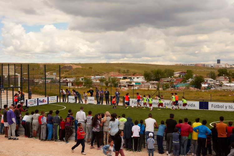 Terrain de football construit à Cañada Real, Madrid