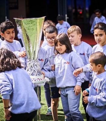 <b>Un rêve devenu réalité</b> pour des petits lyonnais pendant la finale de l’UEFA Europa League