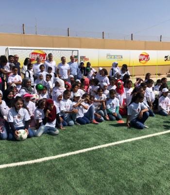 <b>Deux nouveaux terrains de football synthétiques </b>pour les résidents des camps de réfugiés de Za’atari et d’Azraq