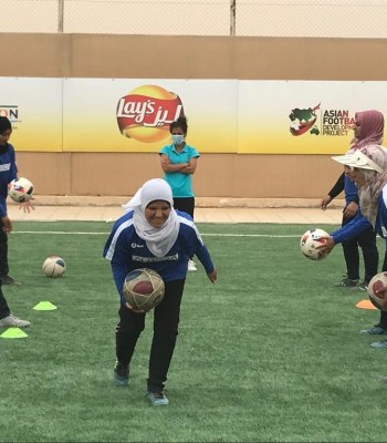 Football dans le camp de réfugiés d’Azraq