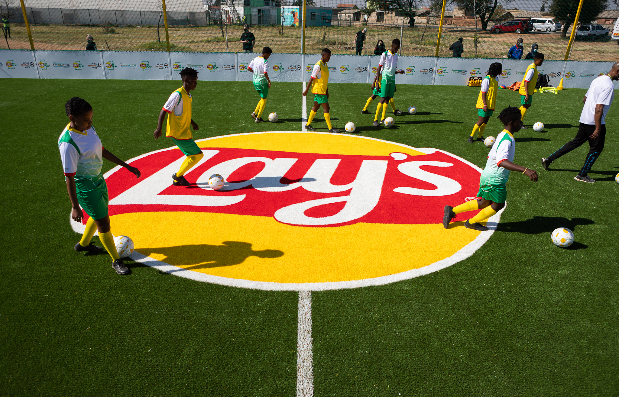 01_Lays RePlay Pitch_Training Session