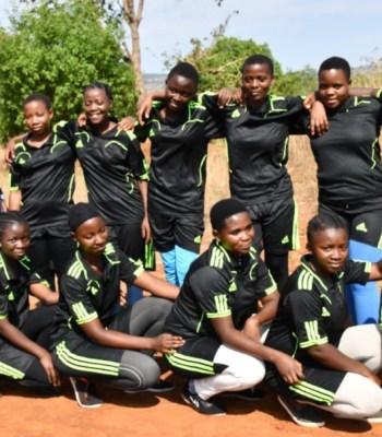 Mpira Fursa : football pour les filles dans les écoles primaires