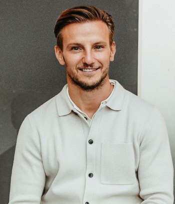 Rakitic_DZN_@mathiskinny__Board member