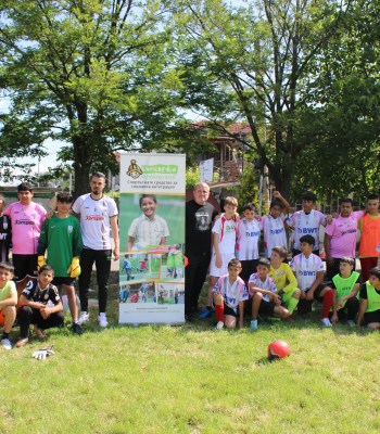 Une équipe, plusieurs histoires : construire des passerelles grâce au sport